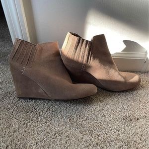 Dolce Vita Tan Ankle Bootie